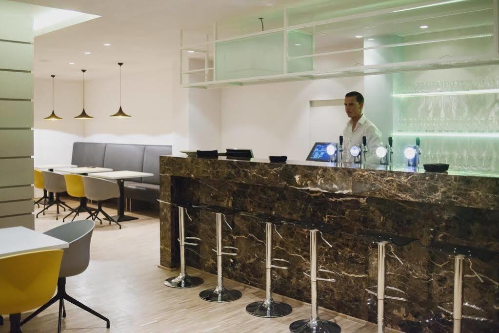 Hotel Carpinus Herent Екстериор снимка